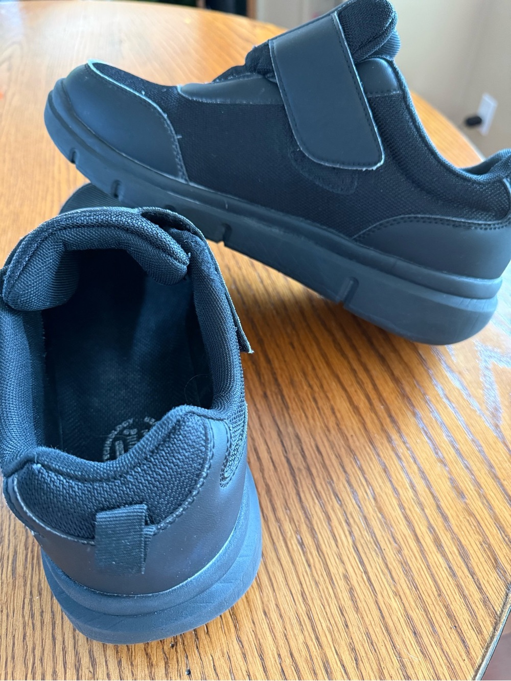 Men's Black Velcro Everyday Comfort Sneakers